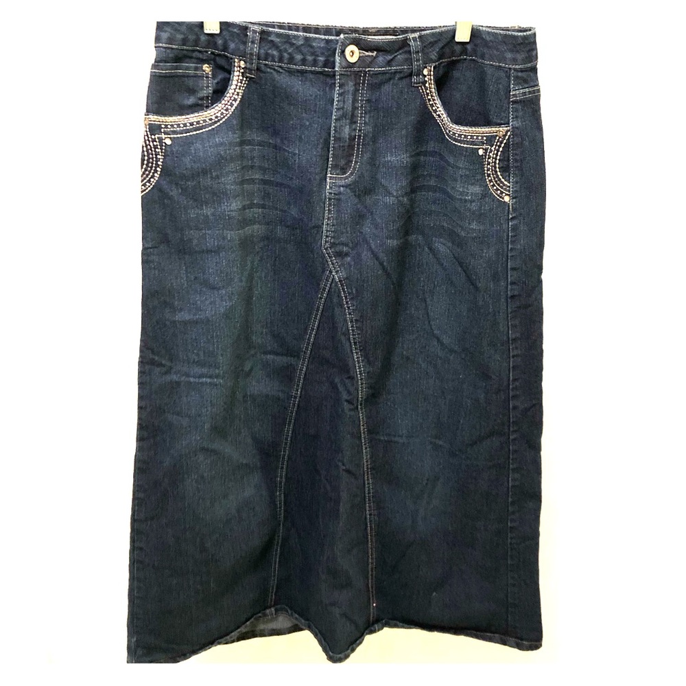 Cato size 14 Dark Denim skirt